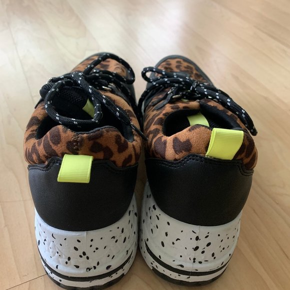Madden Girl Akima leopard print and neon yellow sneakers - size 9 - worn once - Picture 4 of 4
